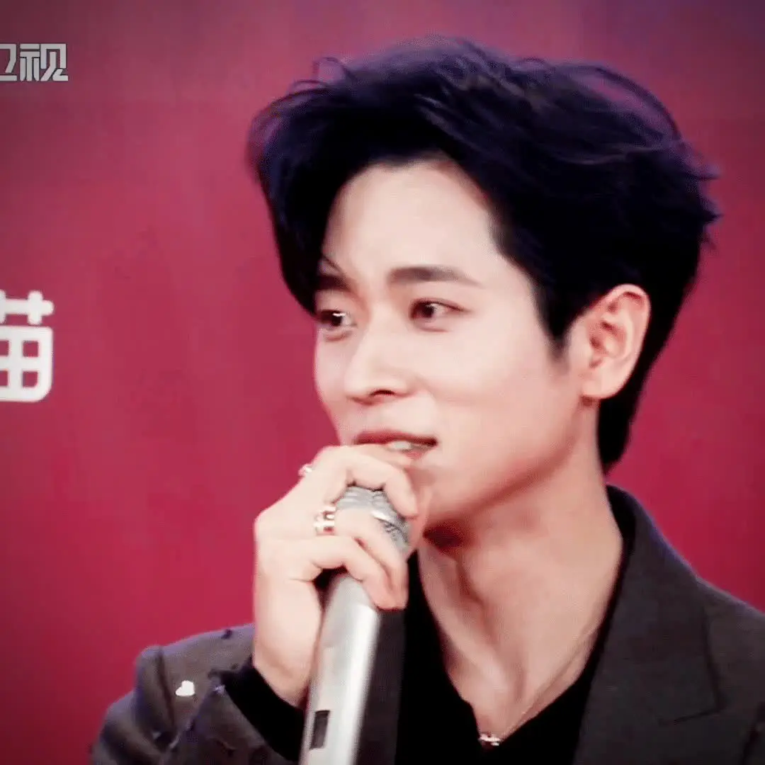 论一个有故事感的演员，和他那双会爱人的眼睛