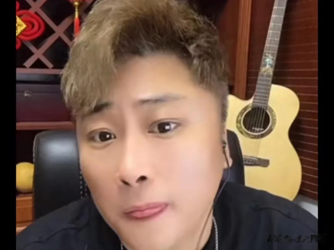 八卦主播寂寞哥表示：辛巴不该与驴丈pk四合 结果推起了老葛。也是这时心里认为驴丈
