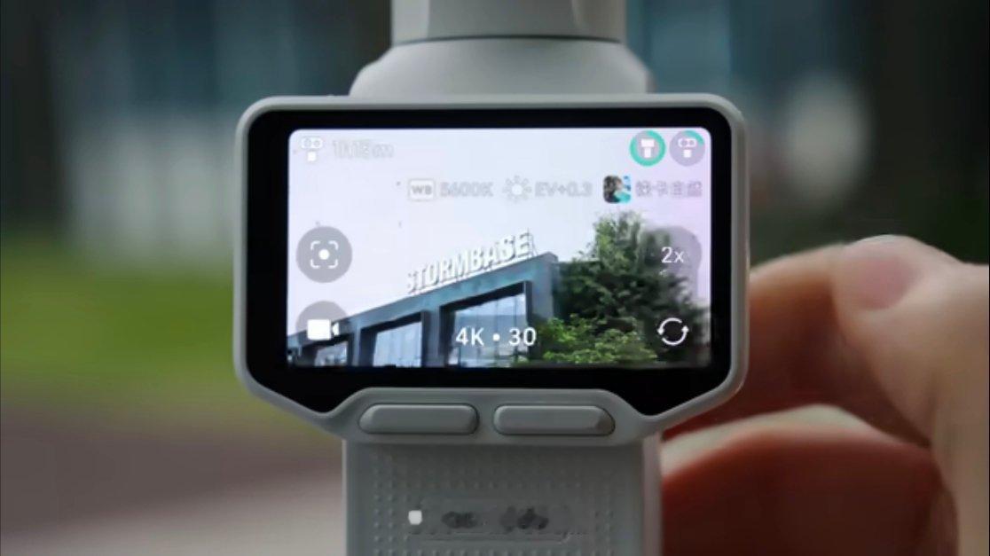 iPhone 是没法替代大疆的现在应该担心的是影石的 Luna 系列这个分离的设
