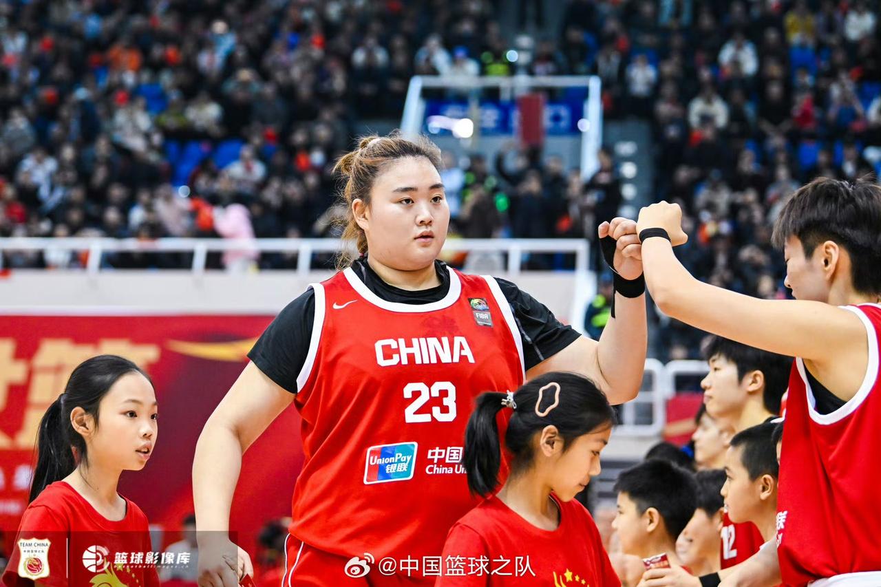 从中国女篮热身赛来看，刘禹彤和张子宇都可以进入最终大名单

此前，我认为她们俩只