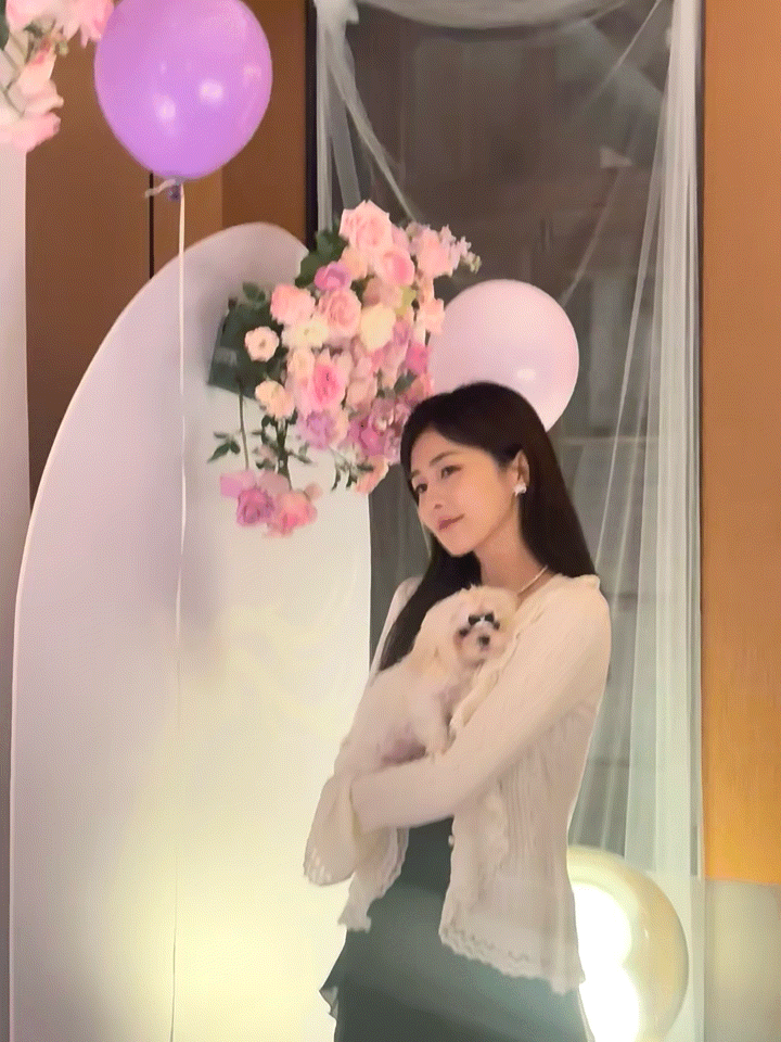 温柔妈咪🥺黏黏幸福小狗🥰白鹿 ​​​