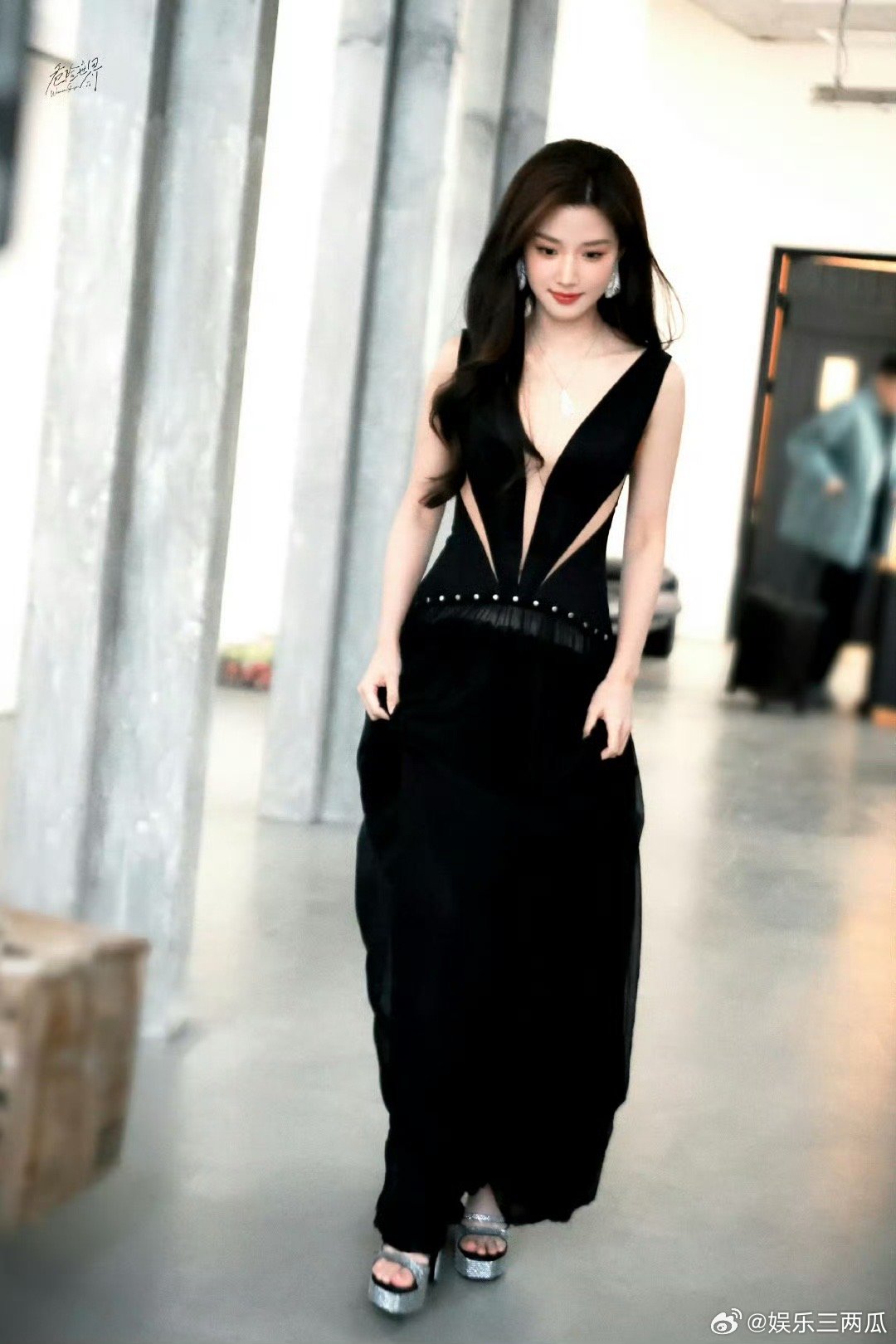 哇哇，姐姐美到我了。请一直保持下去