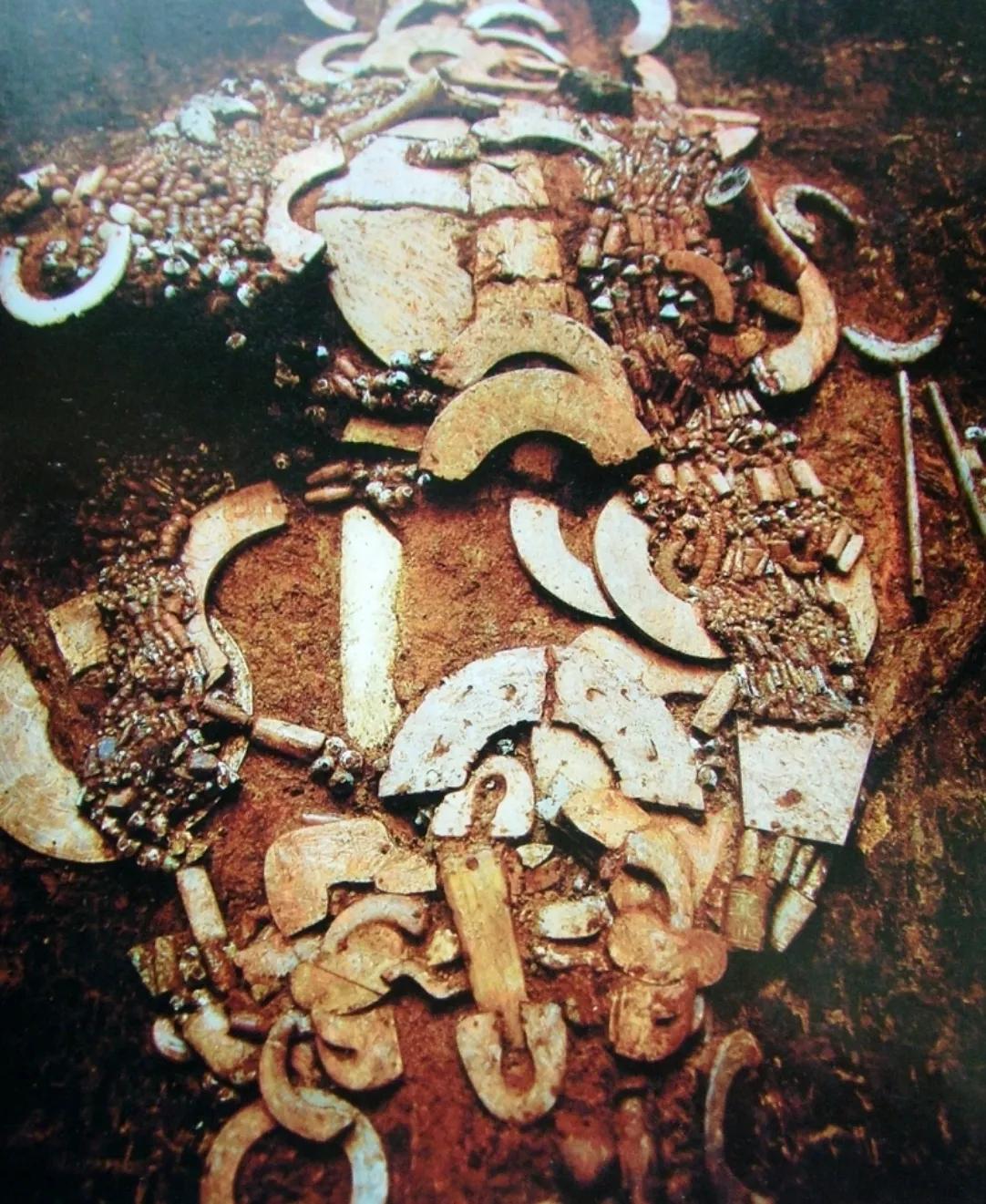 1993年，山西临汾晋侯小老婆的墓被挖开后，大家伙感到十分惊讶，纷纷感慨，墓中所