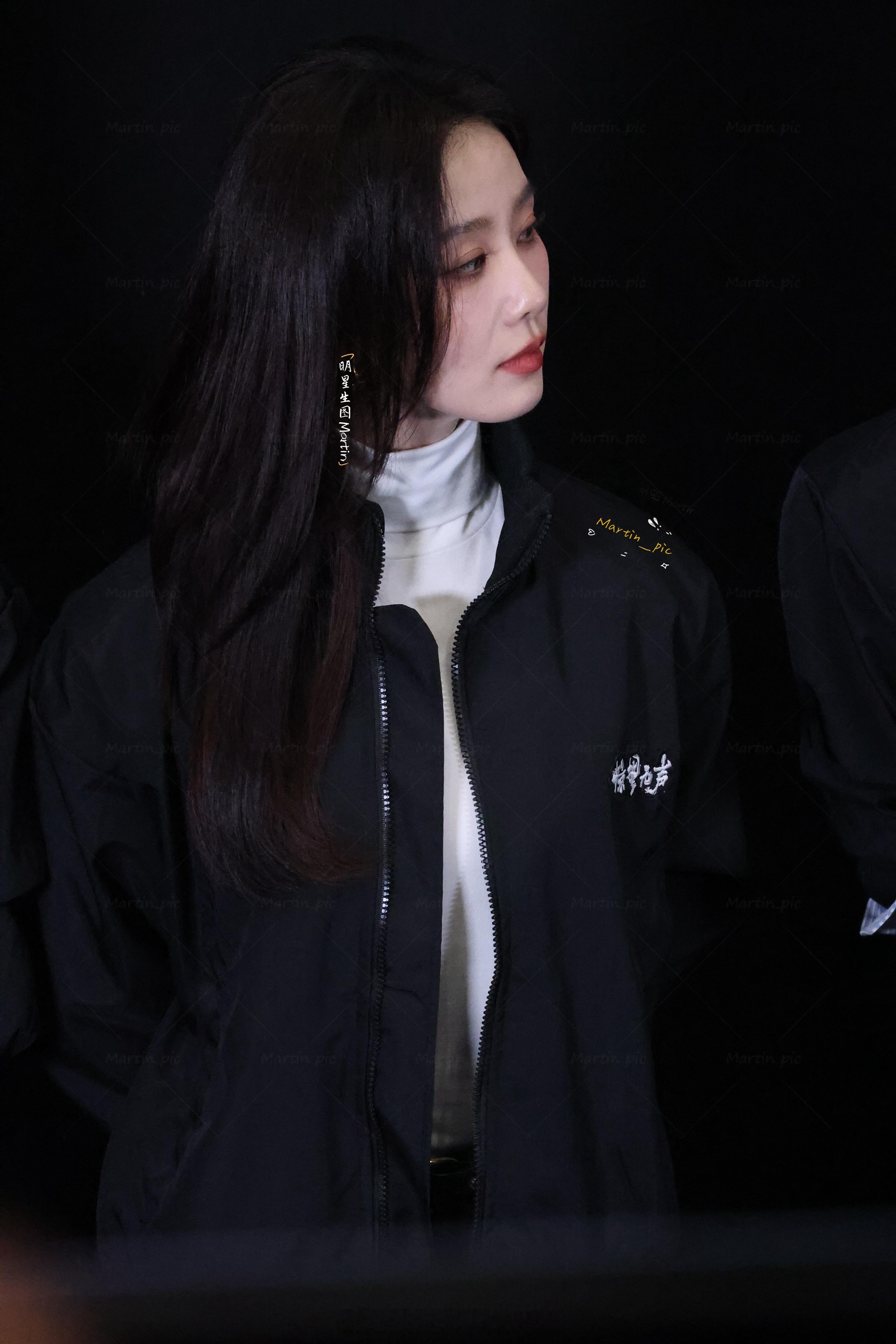 刘诗诗宋佳刘诗诗有条通天道你俩走不走刘诗诗 惊蛰无声追剧团生图掉落~姐姐怼脸太美