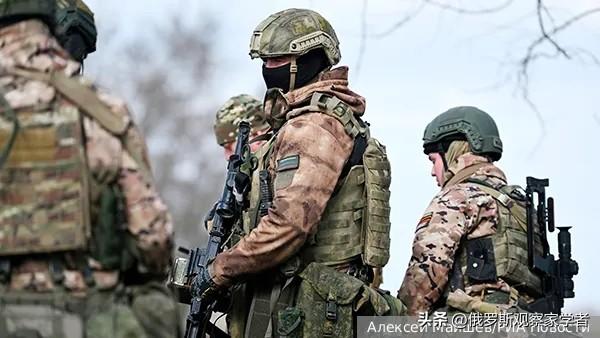 俄罗斯军队解放了民主共和国捷尔任斯克三分之二的领土。
普希林宣布俄军解放捷尔任斯