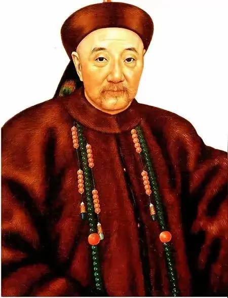 1885年，胡雪岩预感被抄家，深夜趁12个小妾熟睡，命令管家掀开被子，取出床底下