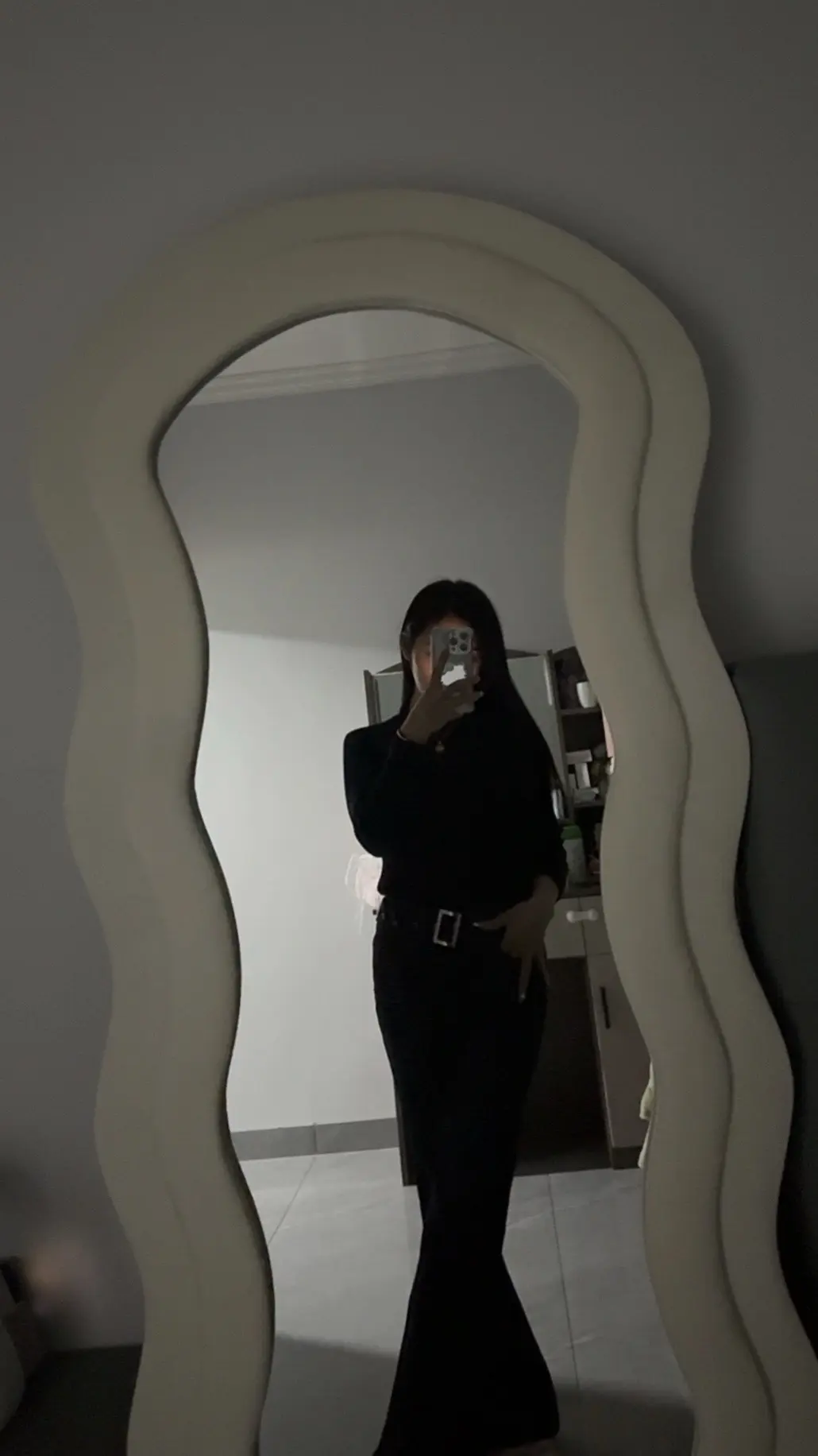 我的腰是生过孩子的腰，胯也是生过孩子的胯，虽然不能和年轻貌美的小姑娘比...