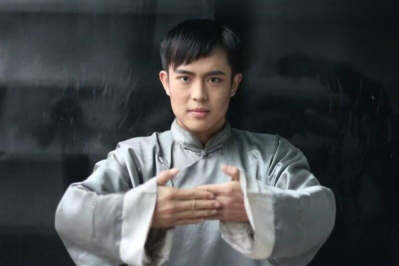 黄子韬炮轰演员星星失联事件招聘组 演员星星泰缅边境失联  已被运到诈骗园区演员星