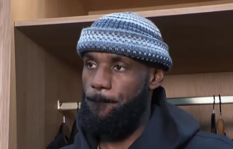 湖人125-101国王！
詹姆斯最终还是认清楚了现实，如今，湖人是东契奇的球队，