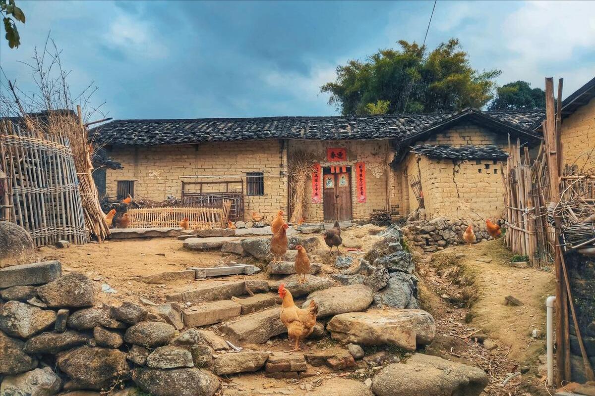 俗语“家中现四物，不堵财神路”，4物指什么？老传统有啥说法？
“家中现四物，不堵