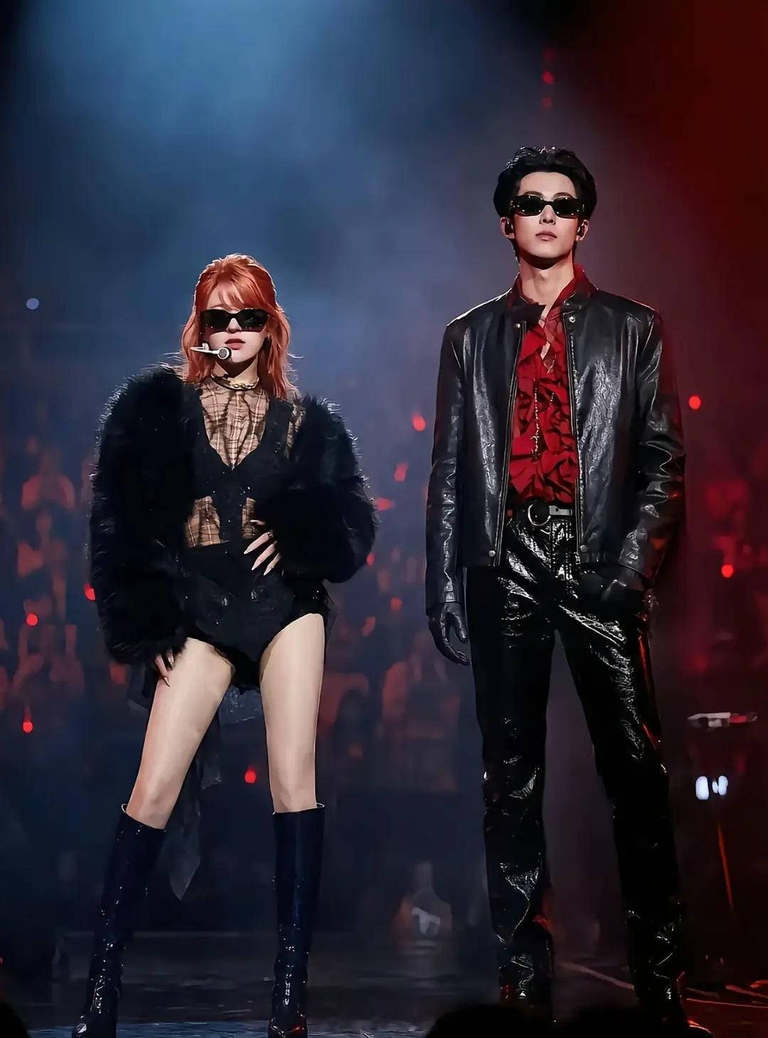 有点子期待赵露思和王鹤棣的舞台了 