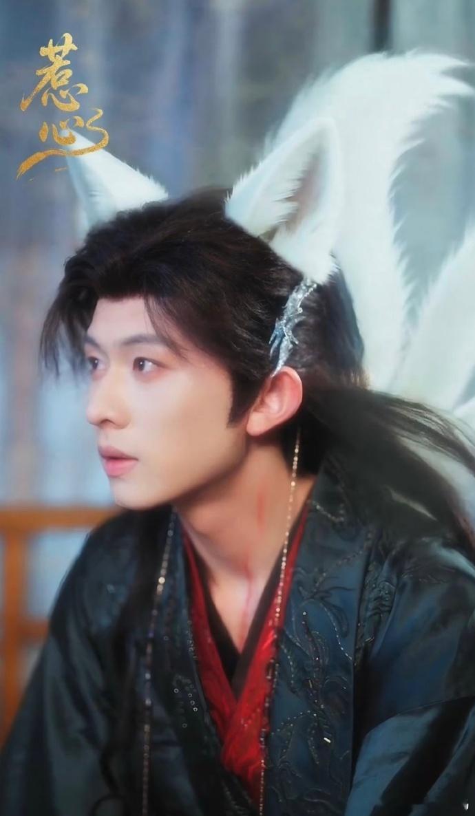 这个男妲己陈添祥我笑纳了 陈添祥饰演的男妲己，完美诠释了什么叫颜值与实力并存，纯