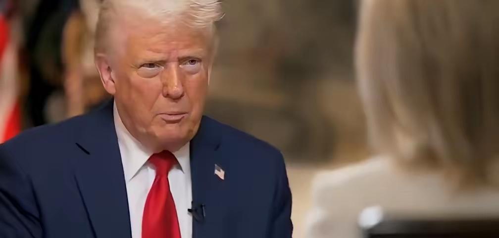 特朗普费尽心机布下的天罗地网，居然被轻松破局。他揣着霸权心思，以为派两艘航母往波