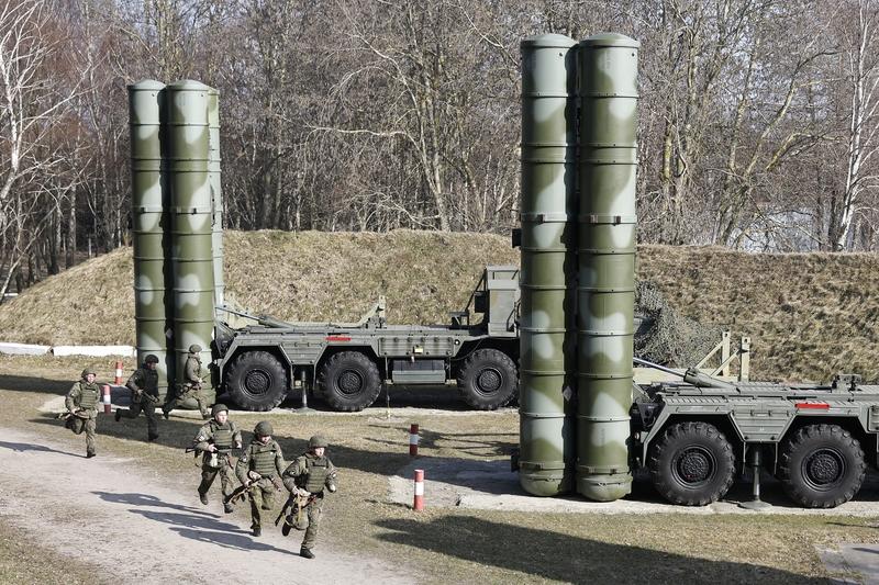 关于巴瓦尔-373是否能与S-400比肩，结论是：在伊朗官方宣传中，其性能已接近