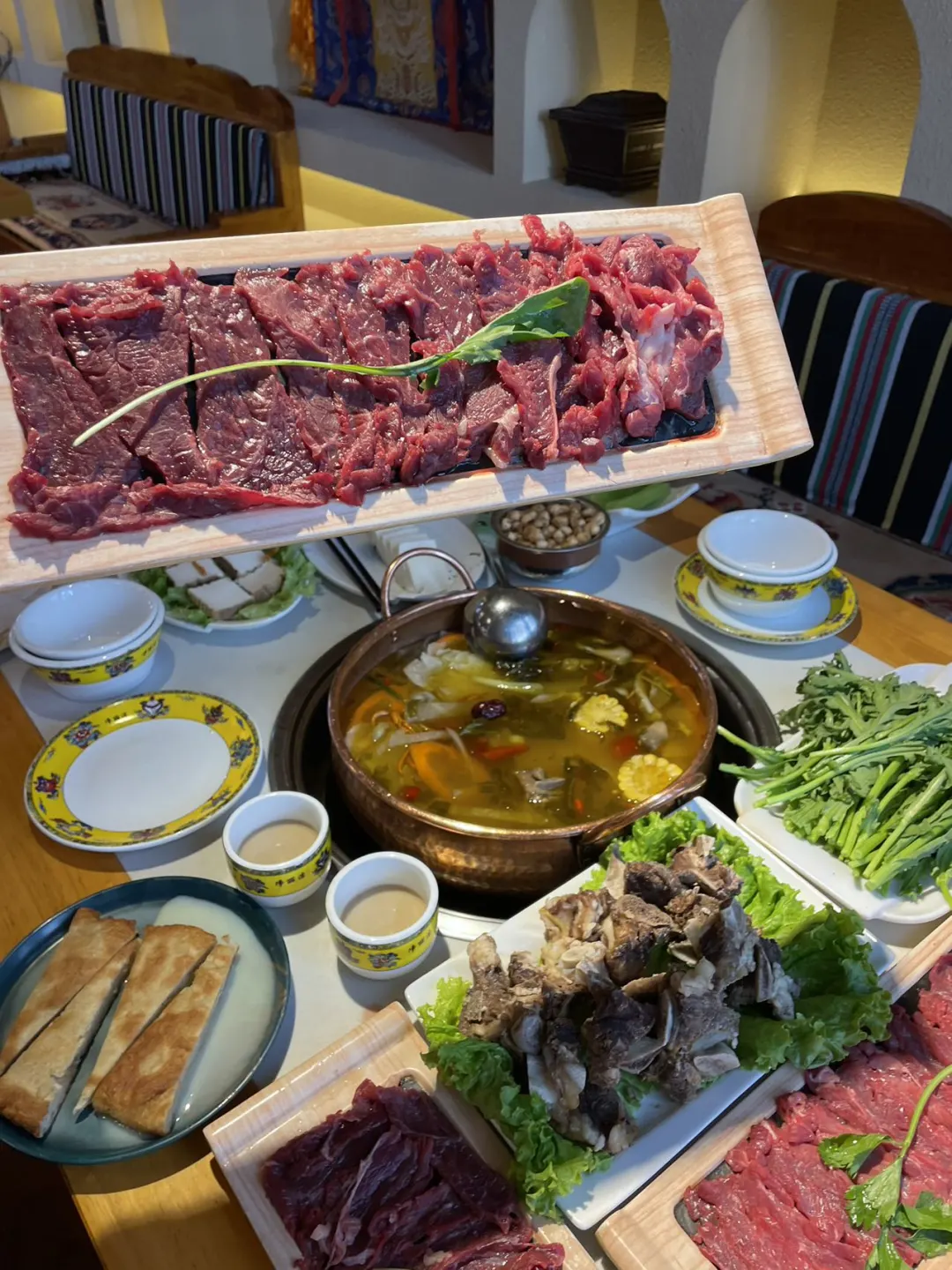 拉萨这家店，记住一定要空腹去！！！