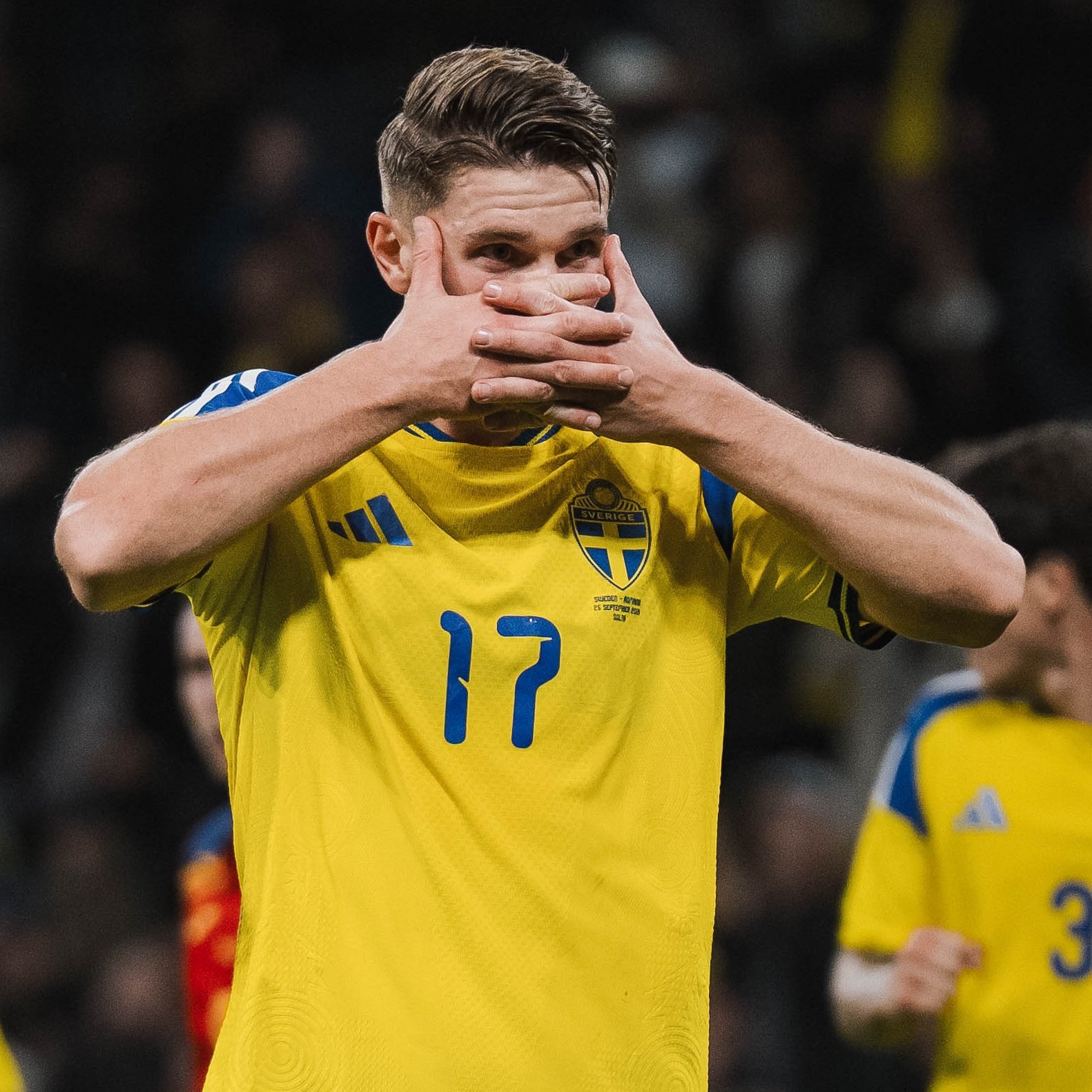 昨天参加国家队赛事的阿森纳球员：🇸🇪 约克雷斯出场76分钟，打入制胜球，瑞典