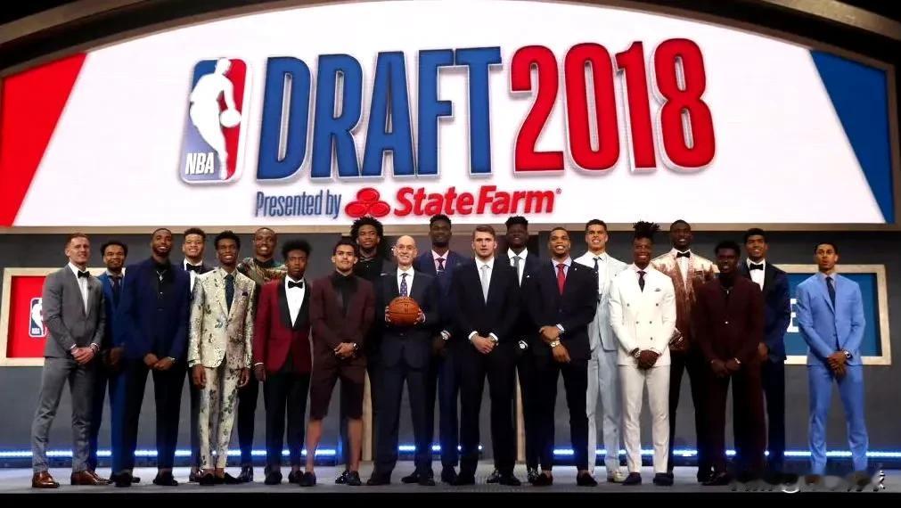 2018届太强了，不愧是选秀大年，目前已有7位球员随队打进NBA总决赛，分别是：