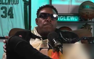 保罗皮尔斯对着麦克风狂喷口水，死盯着全联盟捧上天的那个胖子大骂软蛋。你在烂队混日