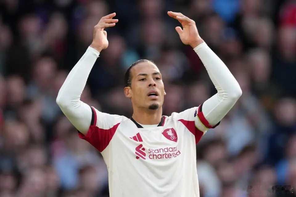 利物浦豪取三连胜！2026第一次，麦卡读秒绝杀，连破四大魔咒麦克阿利斯特最后一刻