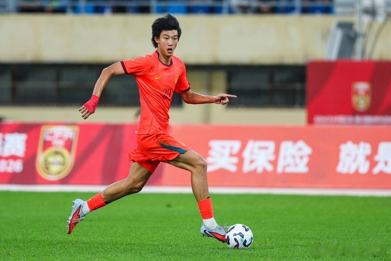 中国U17国足上海明日之星冠军杯赵松源阿森纳U17中国足球青训👊明日之星冠军杯