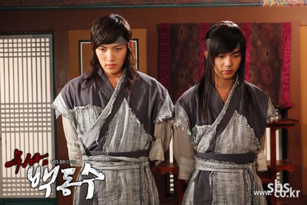 韩剧回顾 武士白东秀 首播15周年主演：池昌旭、俞承豪、尹素怡、申贤彬2011.