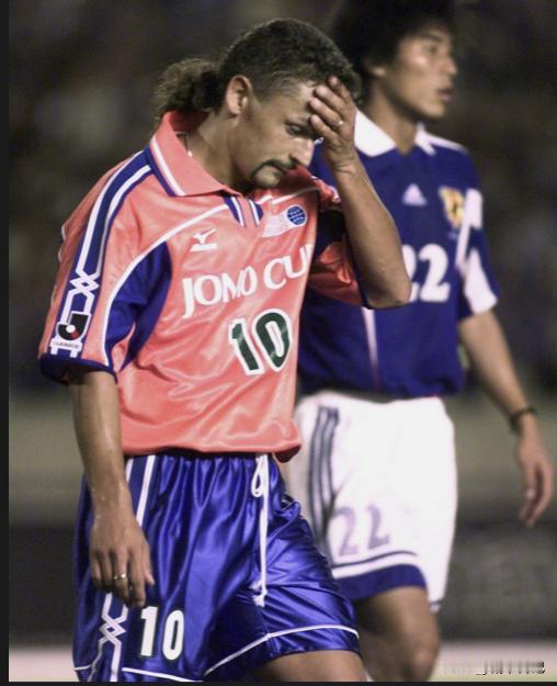 J联赛举办的JOMO杯，于1995年举办第一届，后来每年举办一届，到2001年最