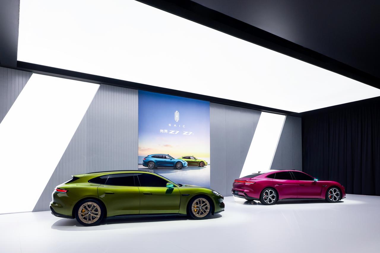 今天，备受期待的尚界Z7&Z7T双车同步开启预订，预售价22.98万起。这不仅是