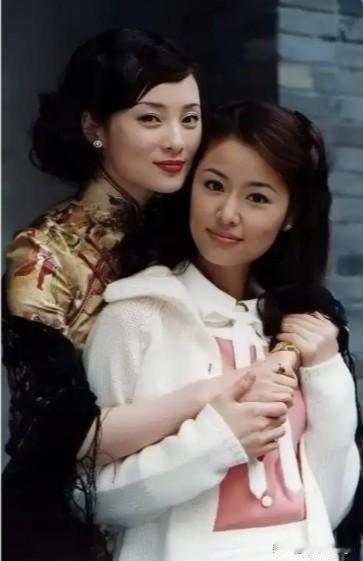 当年看《半生缘》，我觉得演姐姐的蒋勤勤比演妹妹的林心如更好看，小巧的脸蛋格外上镜