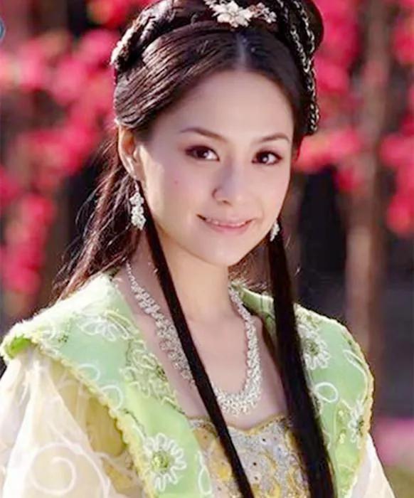 阿娇古装造型的绝美瞬间