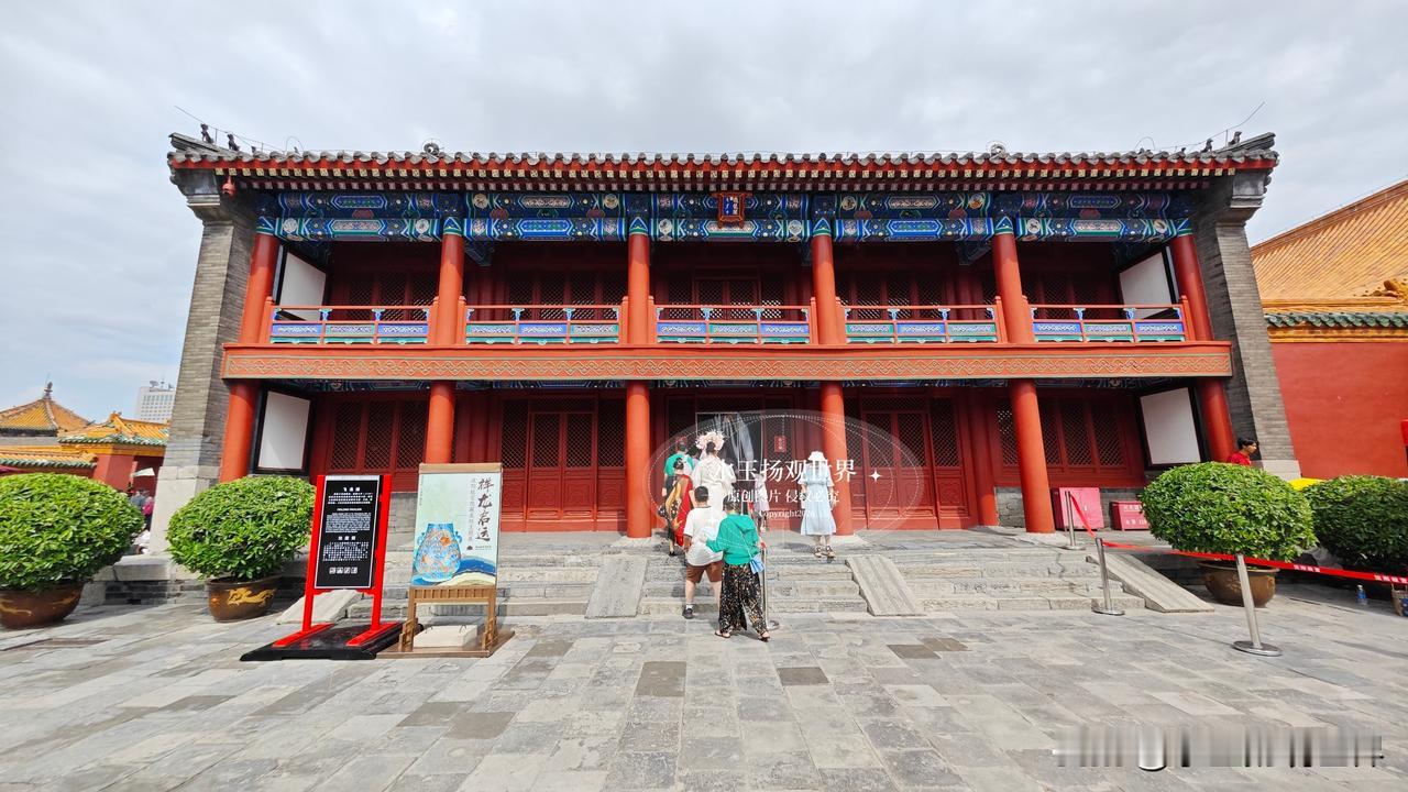 来过沈阳故宫好几次，大多只是走马观花逛中轴线的宫殿建筑，这次专程冲着龙祥启运院的
