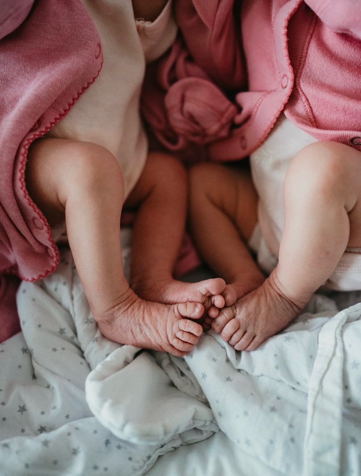 网球talking大会体育大赏 科维托娃近日诞下龙凤胎，现在一家五口，其乐融融！