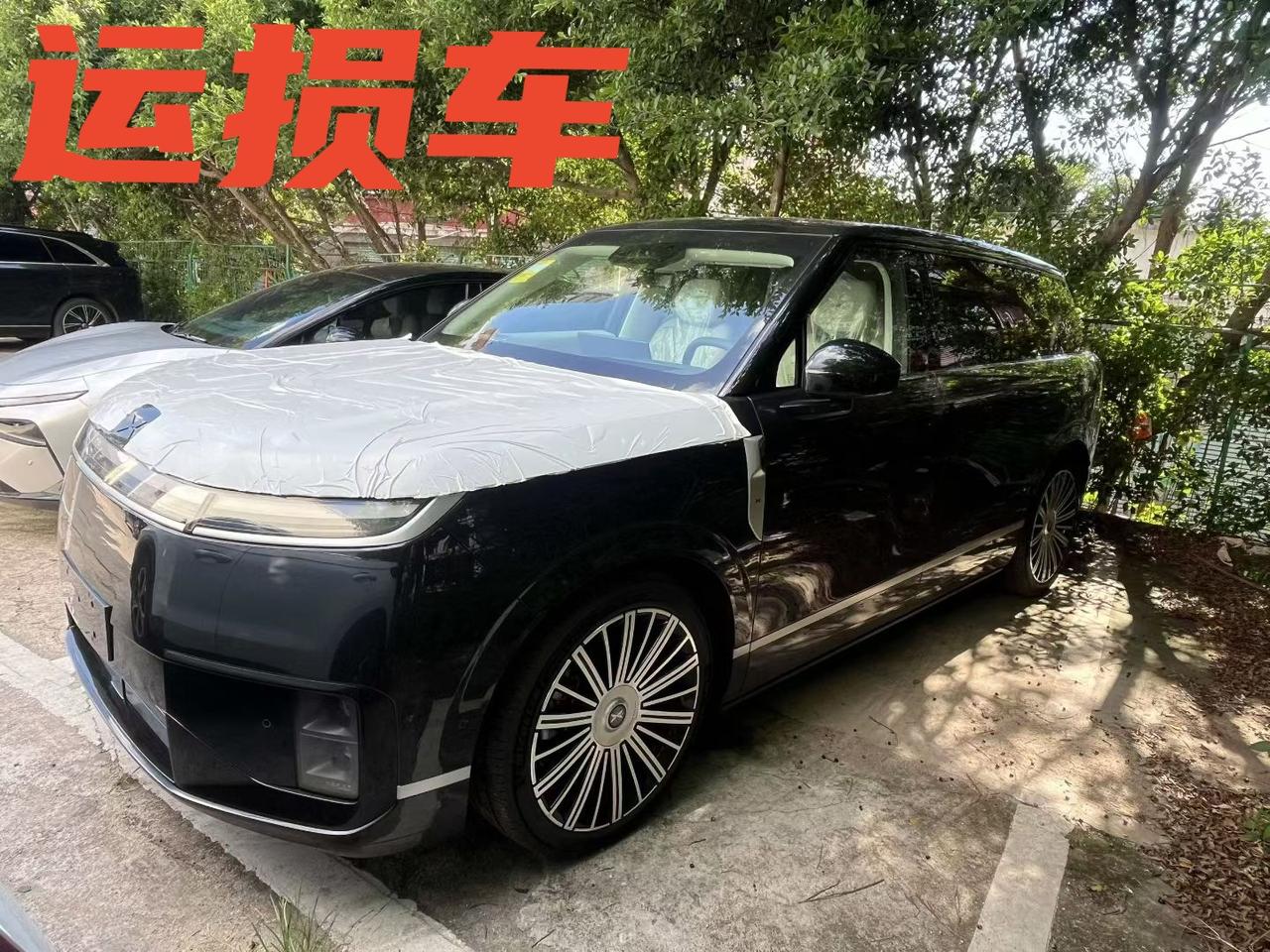 小鹏GX 665 Ultra ，指导价319800选配，二排娱乐套装 科技升级包