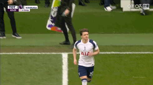 比赛第83分钟，格雷下，加拉格尔上coys