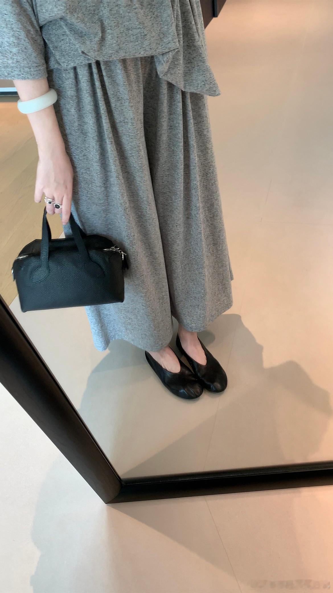再来一组舒服挂的套装吧！评论留言你喜欢的，继续抽3位小姐妹平分300～（原谅我这