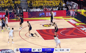 赵继伟压哨上篮，辽宁69-47领先广东22分
北京时间5月8日，辽宁与广东的G4