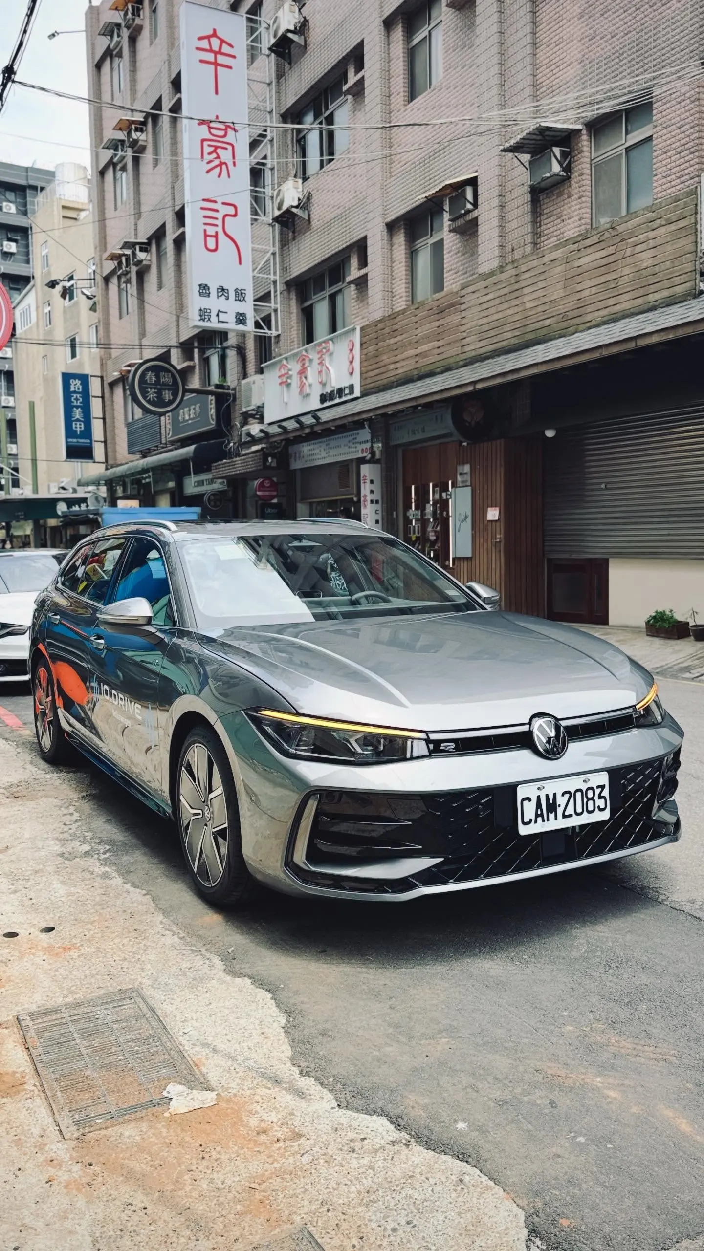 全新福斯Passat 新车上牌 确实是帅！