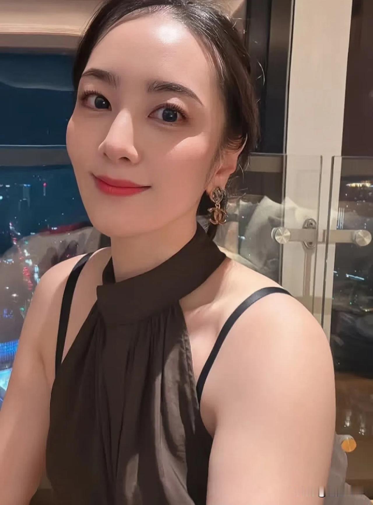 黑丝少妇高雅气质美女 高清美女