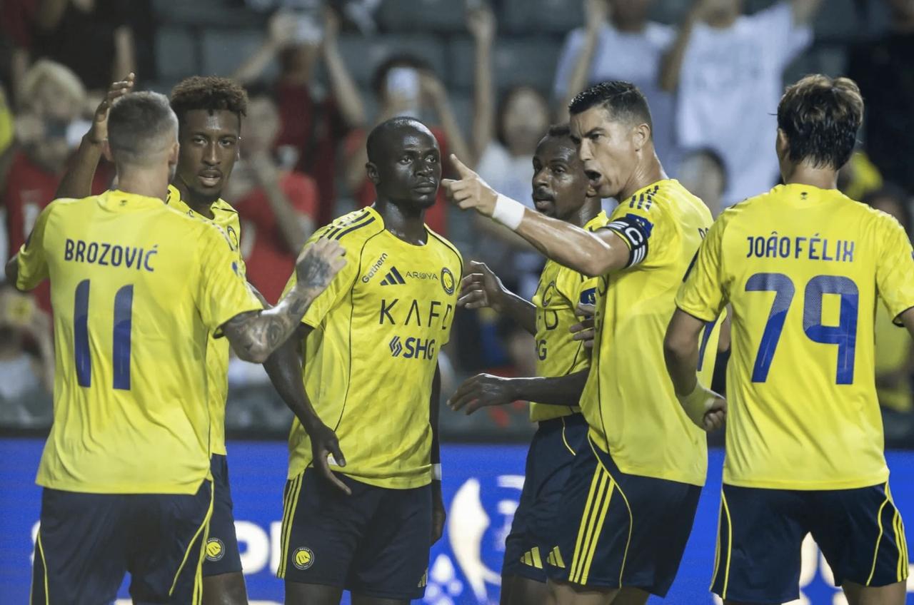 利雅得胜利签下了一名前锋，不过这名前锋是从利雅得新月转会过来的，这名叫阿卜杜拉-