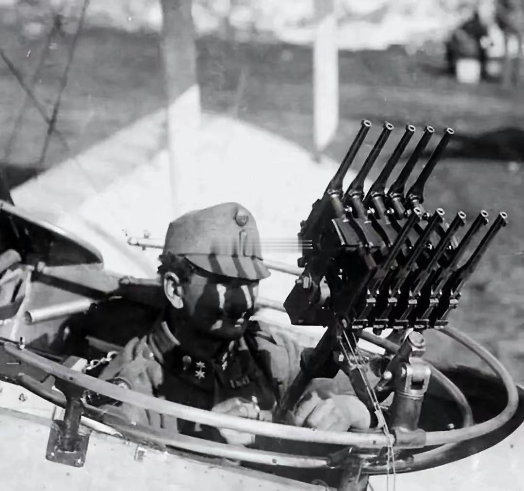 菜市场里对于八两秤进行打假的跑到二手车市场里打假，结果被摆了一道，只能公开向二手