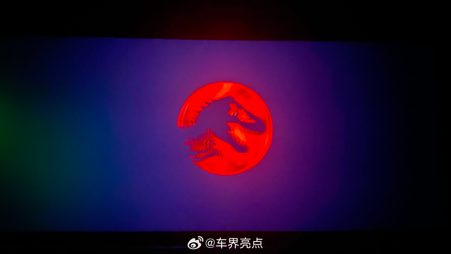 今天看了恐龙简单聊聊和之前的没有什么关联如果你第一次看还是很有惊喜的但如果你看过