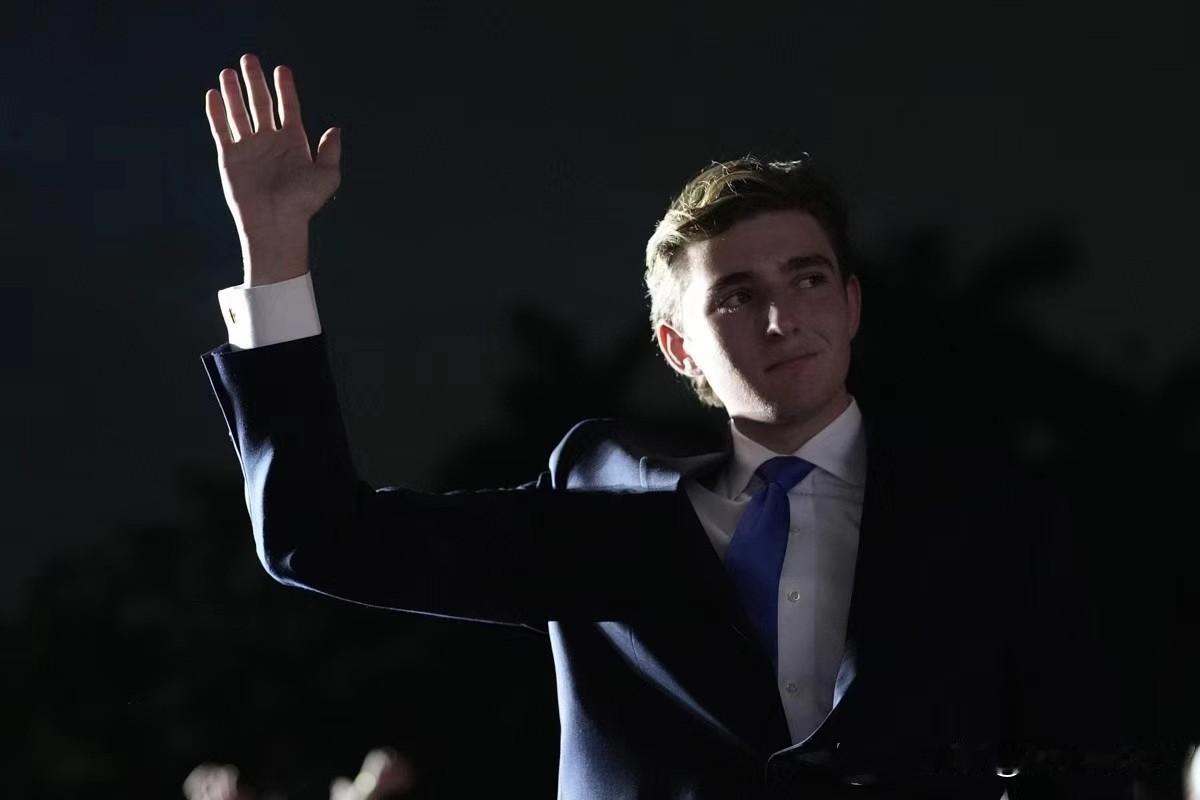 【在英国，一名俄罗斯人因殴打特朗普小儿子巴伦的熟人而被判有罪】
伦敦时间2026