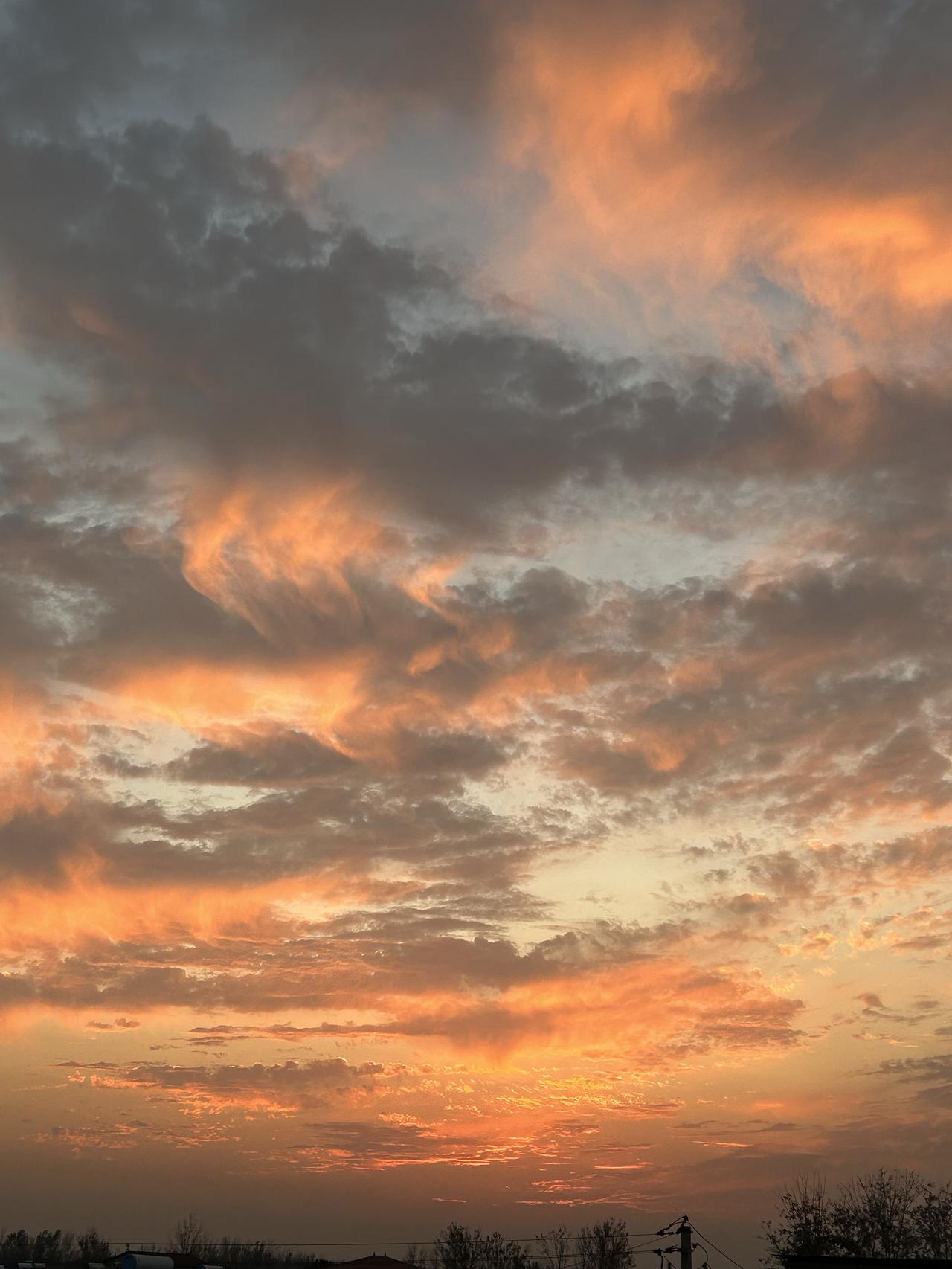 农村的晚霞也很好看