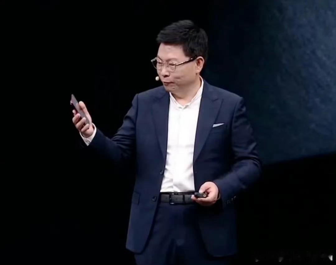 ecg心电分析心电监测不再局限医院，手机即可完成采集查看。不能替代专业诊疗，但高