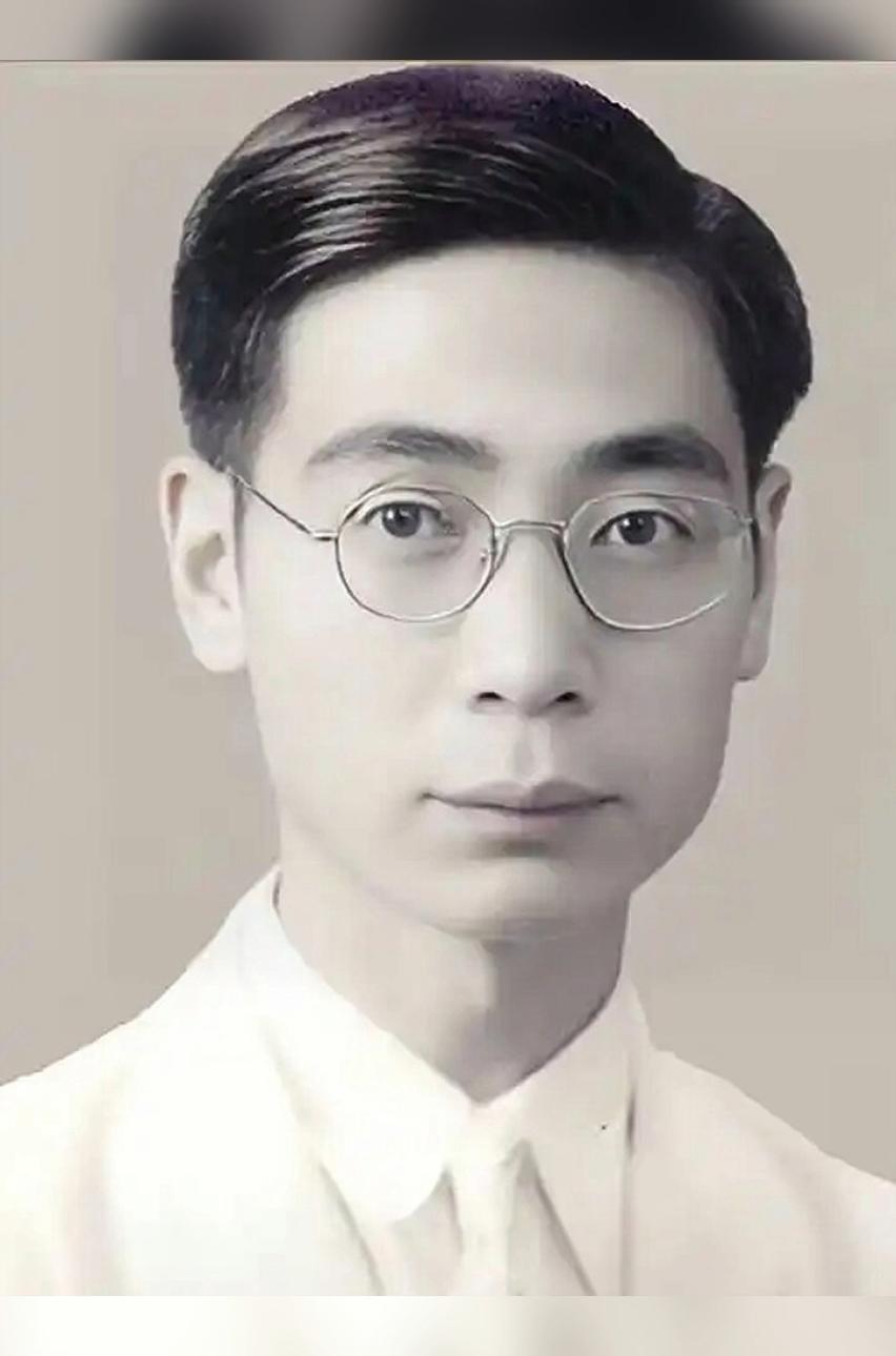 没想到这位当年在美国拿终身教职、年薪够国内普通人活几十年的顶尖科学家，回国时行李