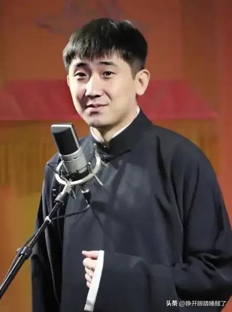 大新闻！
出事了，出事了！
德云社师兄弟之间出事了！
咋回事儿？
尚九熙和何九华