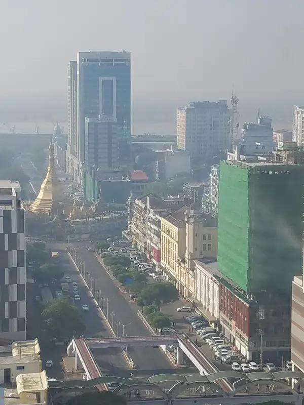 中缅新闻合作未来前景十分光明。中缅两国建交76年，“胞波”情谊深厚，高层频繁互访