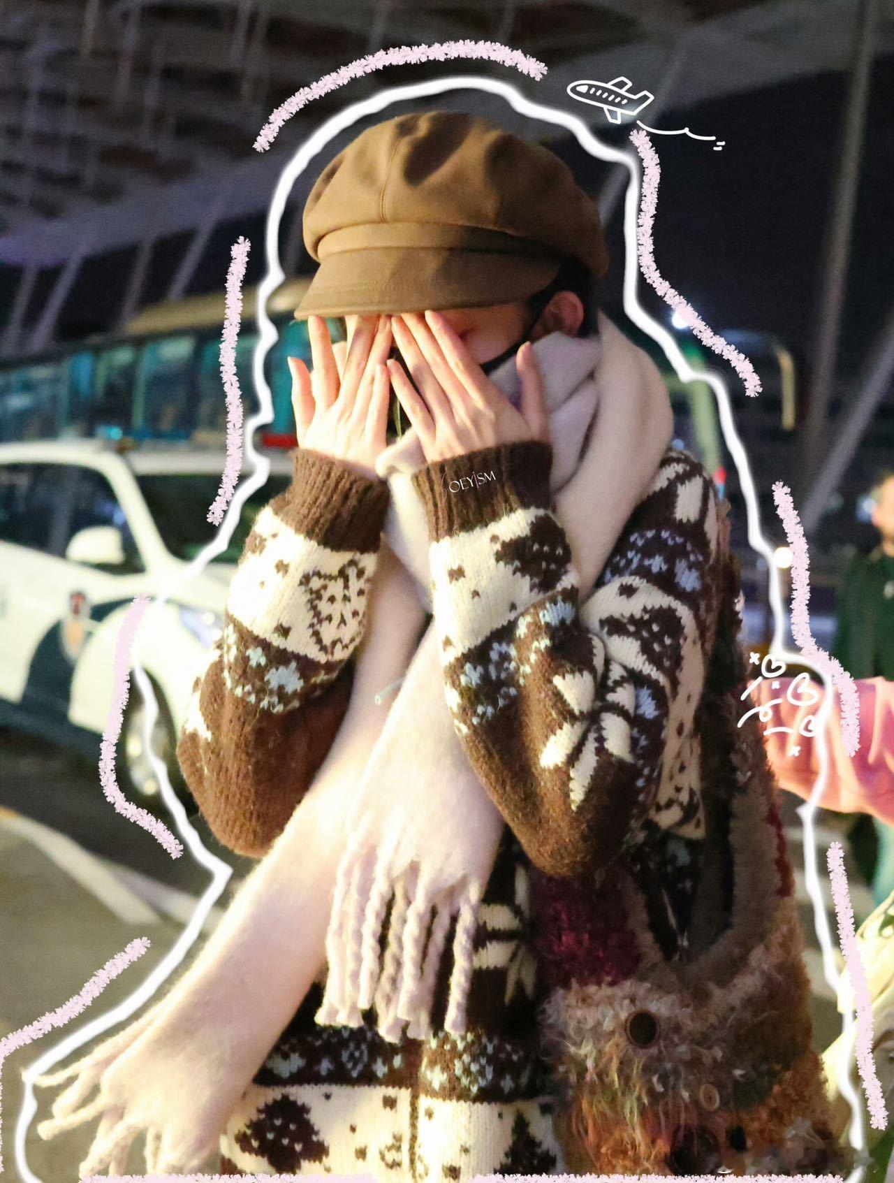 孟子义的印尼之行简直让人心动不已，和粉丝合影互动好有爱！她的实力和魅力不止在国内