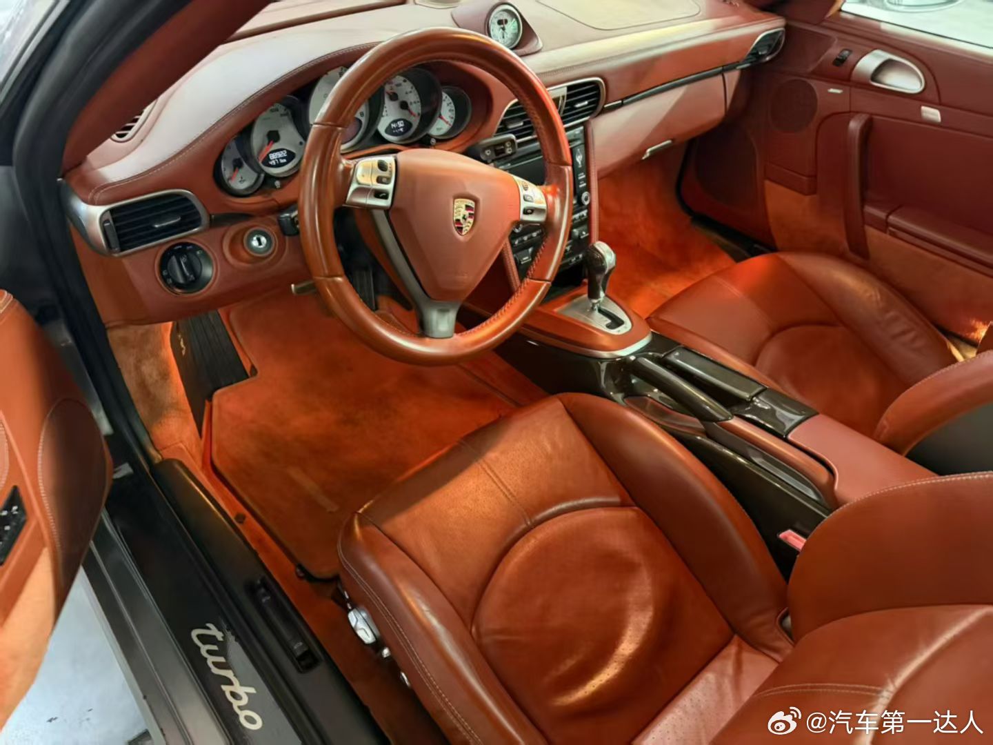 保时捷997.1 turbo，原汁原味，高定版配色，稀有货 