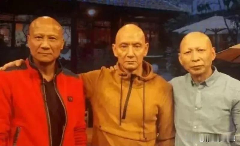 计春华、杜玉明与李明演了一辈子坏人，国宝级“大坏蛋”，这三人同框，不自觉的就调到