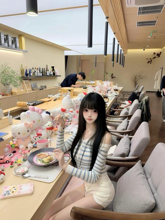 omakitty ≽^•༚• ྀི≼🎀🍣
